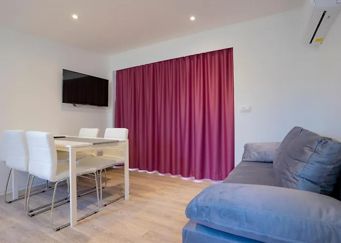 Nyaraló Gorgeous In *