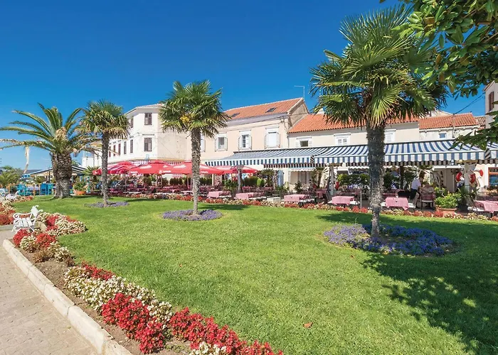 Gorgeous In * Sveti Filip i Jakov