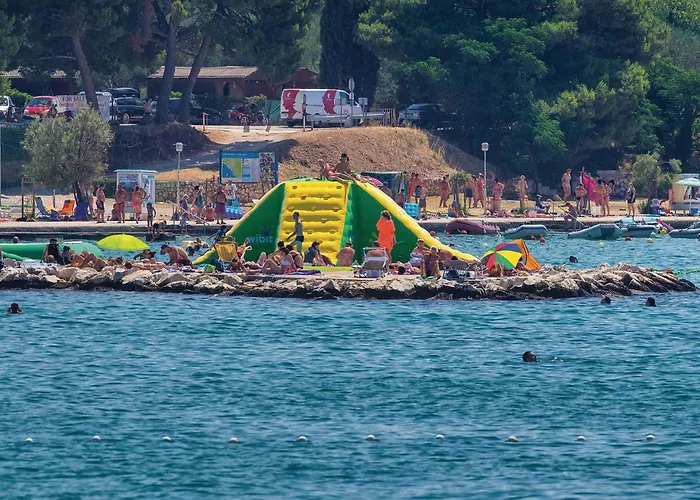 Gorgeous In * Sveti Filip i Jakov