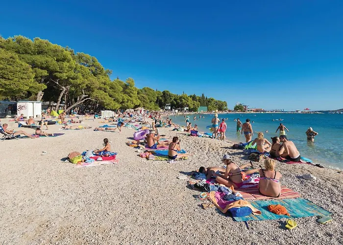 Gorgeous In Sveti Filip i Jakov